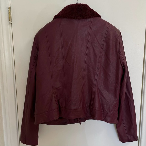 New York & Co XL faux leather moto jacket shearling collar burgundy wine red - Picture 3 of 6
